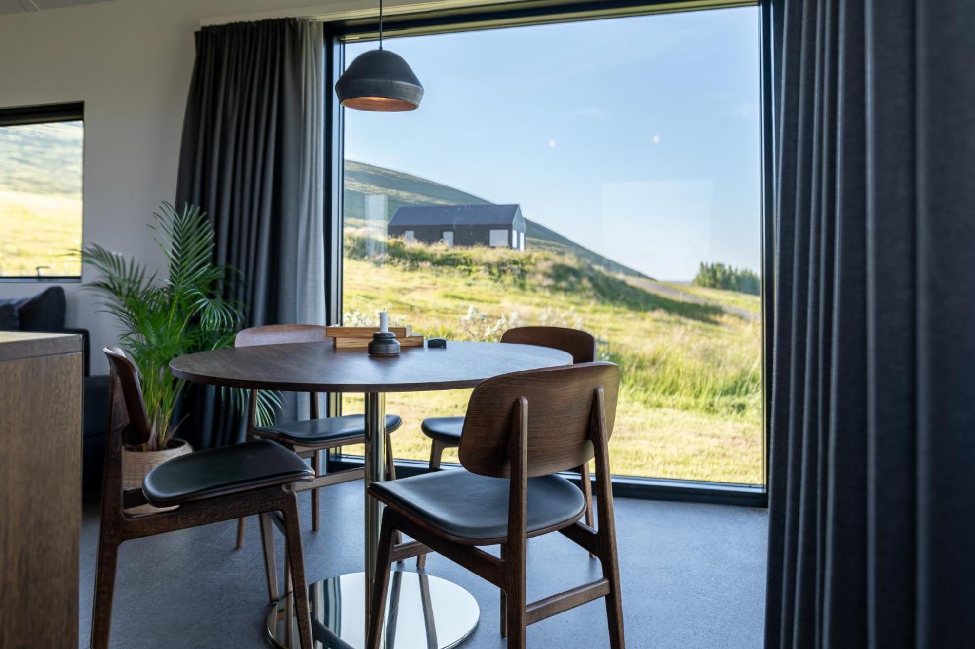 Svartaborg Húsavík المظهر الخارجي الصورة